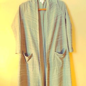 Gray duster cardigan with pockets rippled textured stretchy fabric